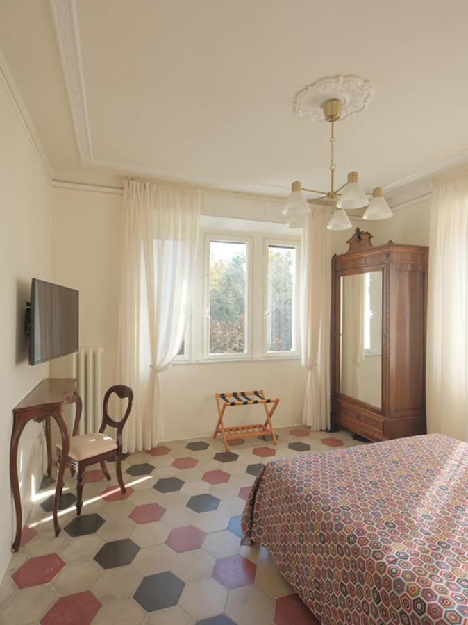 Villa Giulia Bnb Виареджо Экстерьер фото