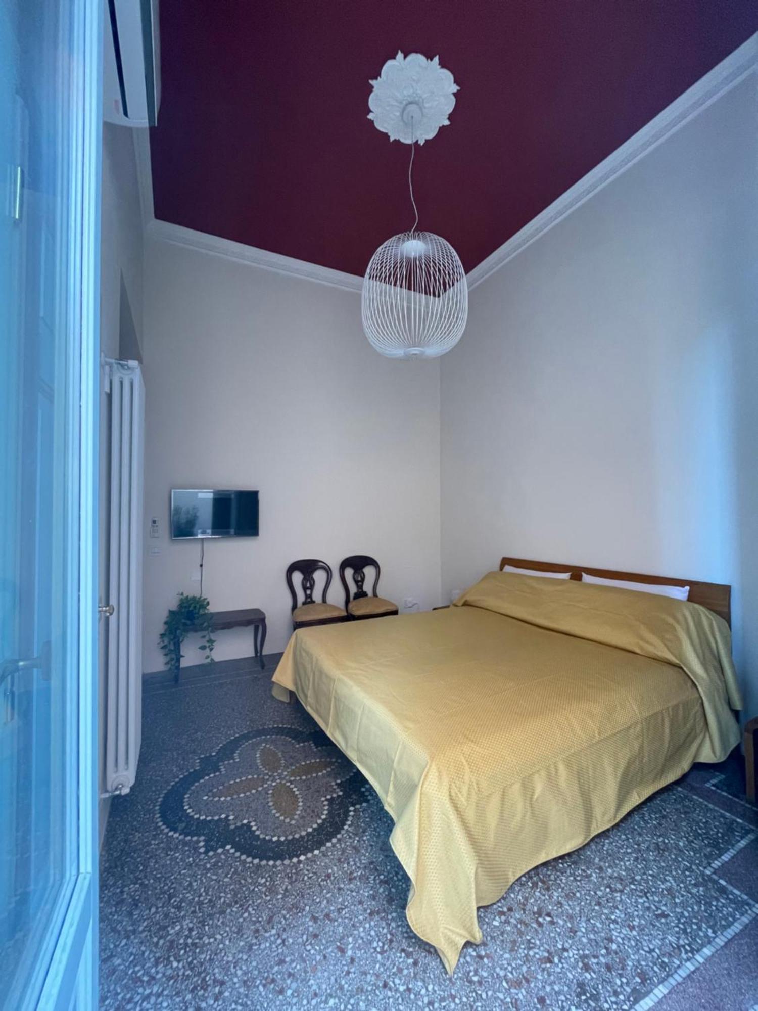 Villa Giulia Bnb Виареджо Экстерьер фото